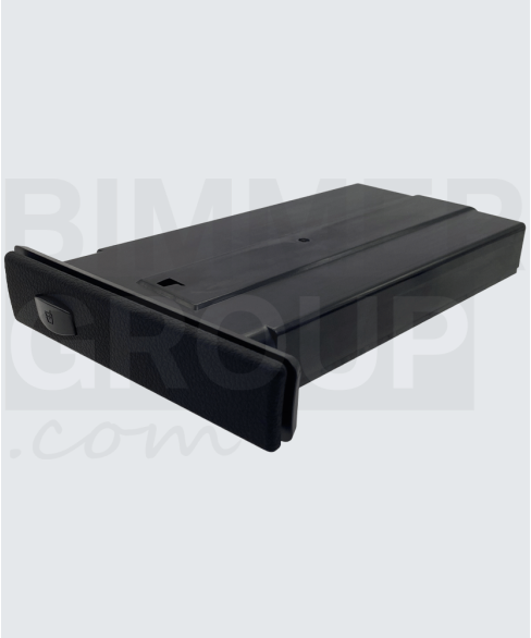 Becherhalter op der Beifuererseit fir BMW 5 Serie (E60/E61)